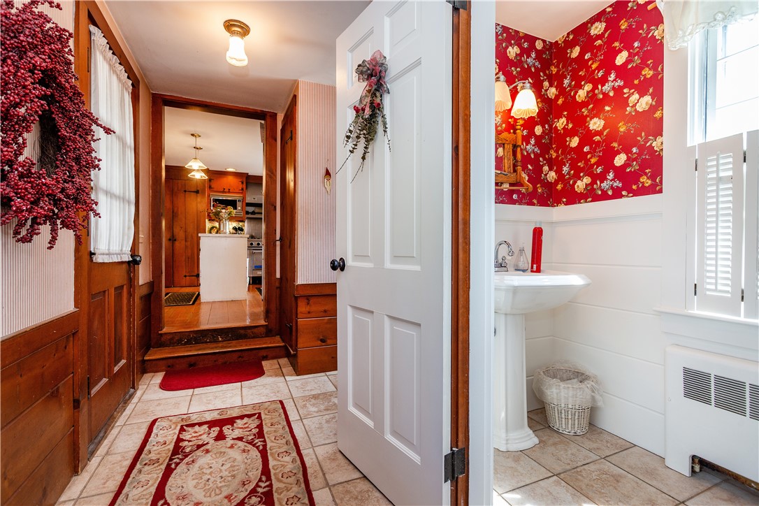 241 Howland Road East Greenwich, RI 02818 - Photo 27 of 50