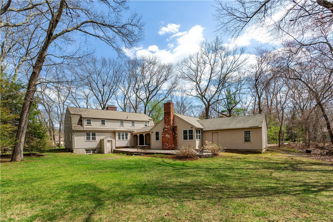 241 Howland Road East Greenwich, RI 02818 - Photo 4 of 50