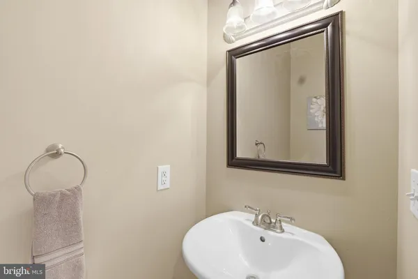 $1,099,000 | 21111 Greenbrier Road, Boonsboro, MD 21713