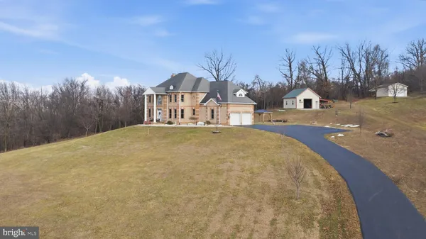 $1,099,000 | 21111 Greenbrier Road, Boonsboro, MD 21713