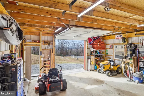 $1,099,000 | 21111 Greenbrier Road, Boonsboro, MD 21713