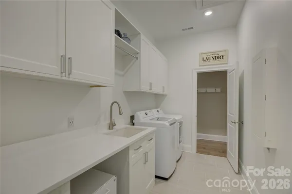 $749,000 | 14619 Crosswater Lane, Charlotte, NC 28278