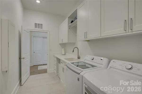 $749,000 | 14619 Crosswater Lane, Charlotte, NC 28278