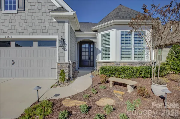 $749,000 | 14619 Crosswater Lane, Charlotte, NC 28278