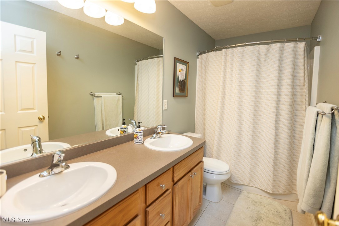 22626 Mastick Road Fairview Park, OH 44126 - Photo 24 of 39