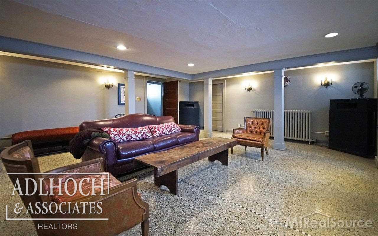 1430 Buckingham Road Grosse Pointe Park, MI 48230 - Photo 22 of 23