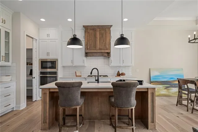 $711,145 | 25128 West 141st Terrace, Olathe, KS 66061