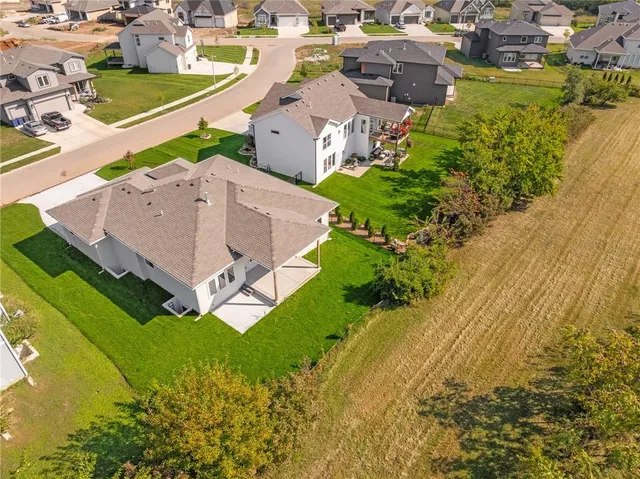 $711,145 | 25128 West 141st Terrace, Olathe, KS 66061