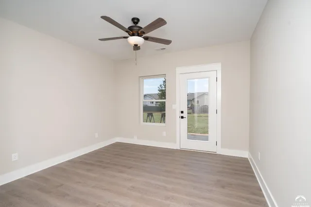 $365,000 | 917 Eagle Ridge Drive, Baldwin City, KS 66006