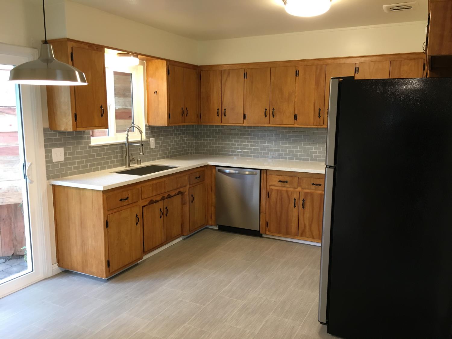 4501 Pasadena Avenue Sacramento, CA 95821 - Photo 10 of 22