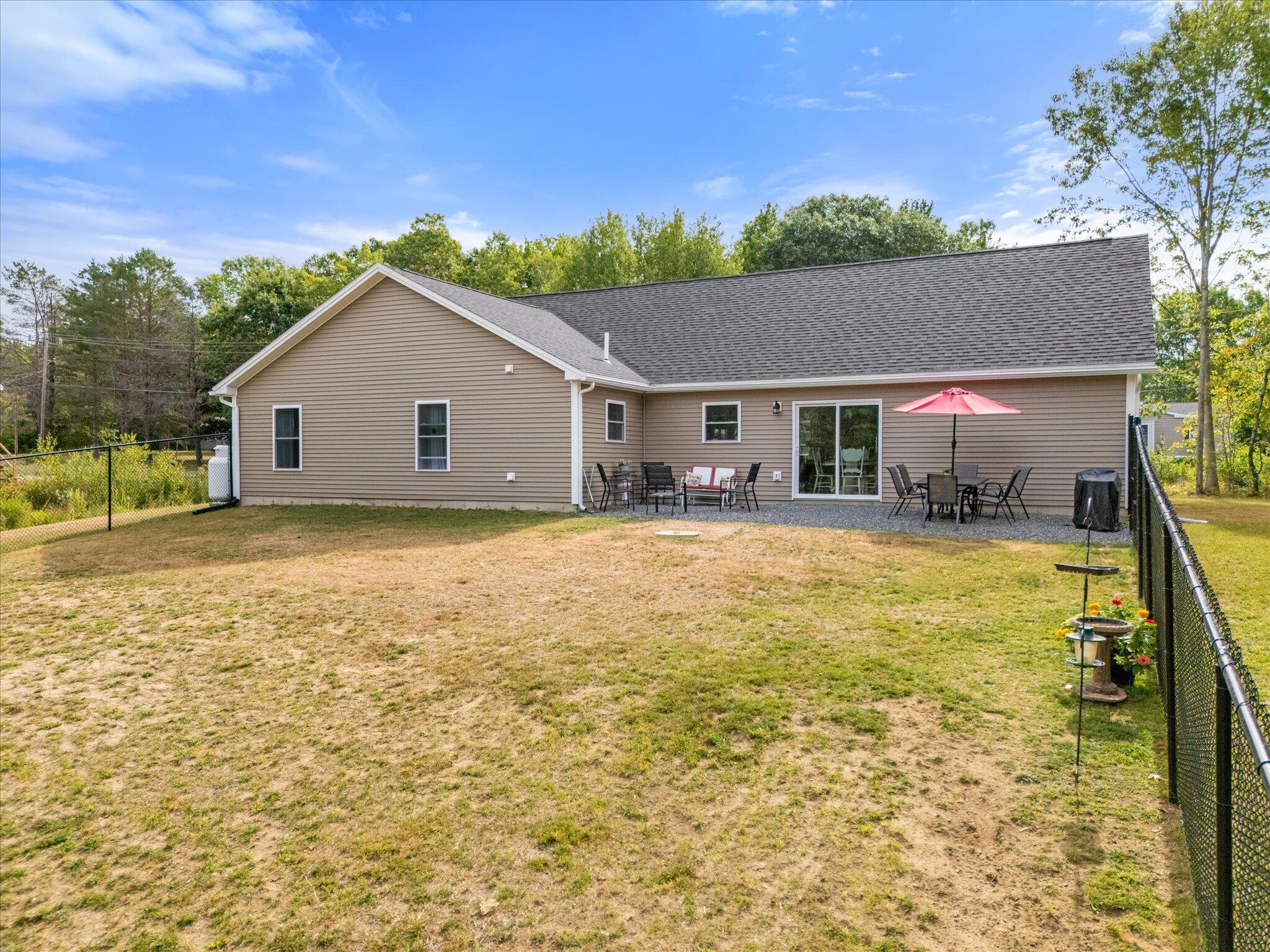 89 Union Street Orono, ME 04473 - Photo 39 of 49 39-89 Union St