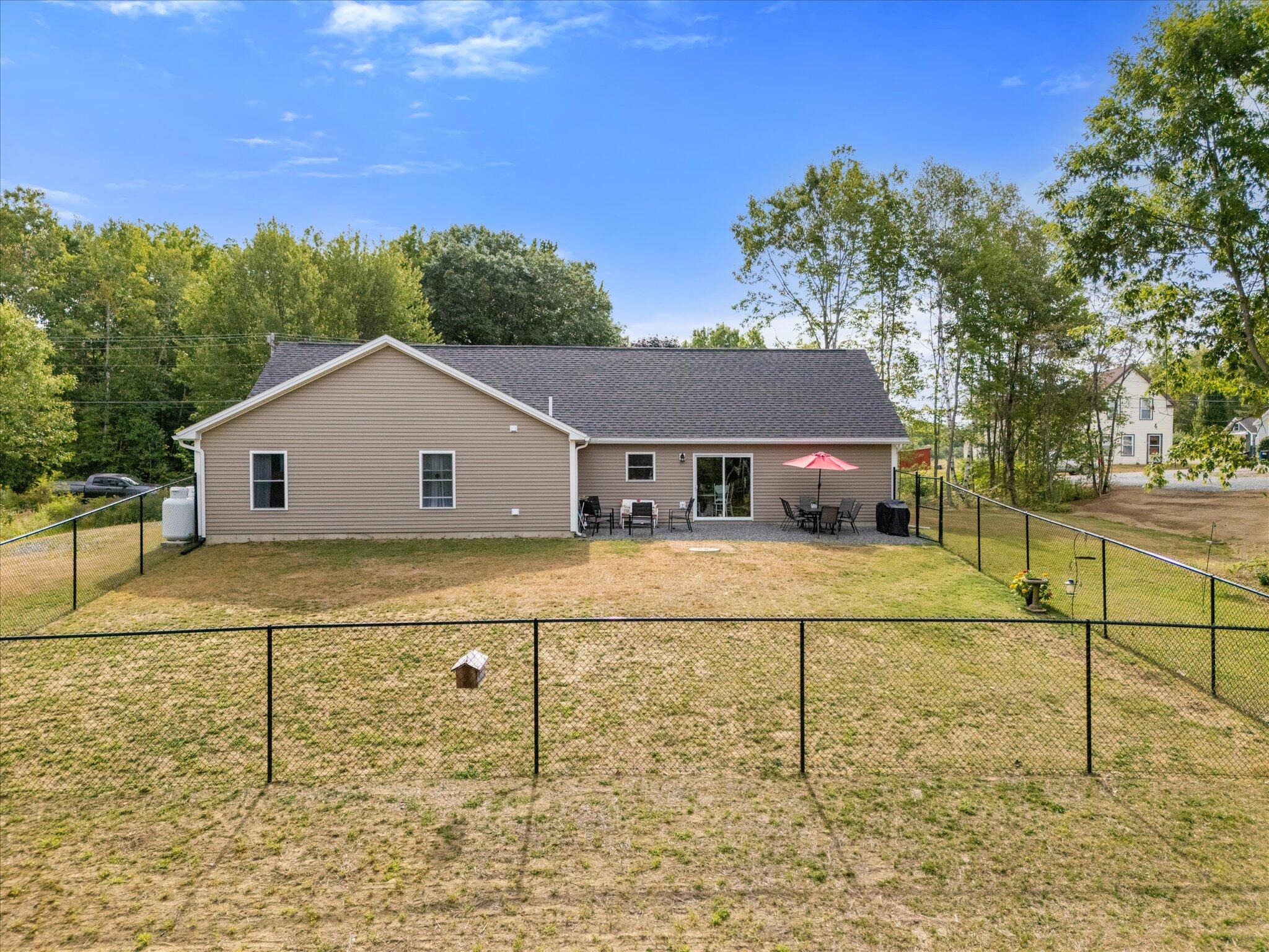 89 Union Street Orono, ME 04473 - Photo 40 of 49 40-89 Union St