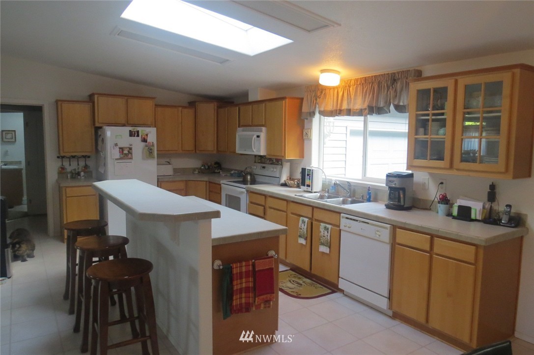 42 Derrick Road Port Angeles, WA 98362 - Photo 13 of 23