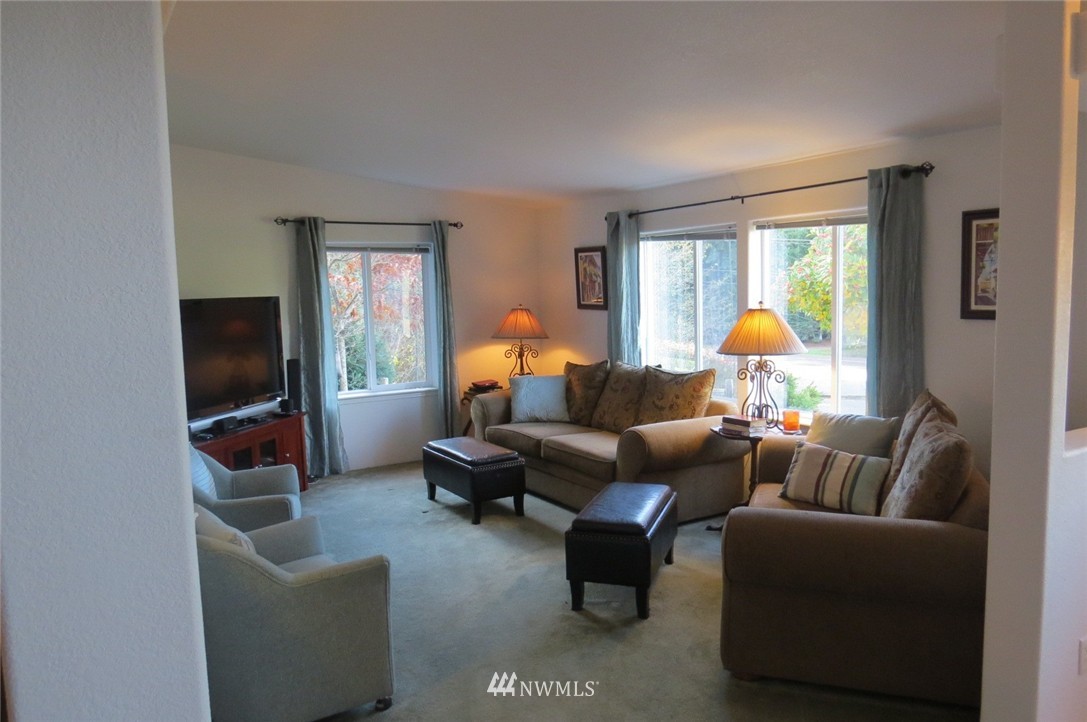 42 Derrick Road Port Angeles, WA 98362 - Photo 6 of 23