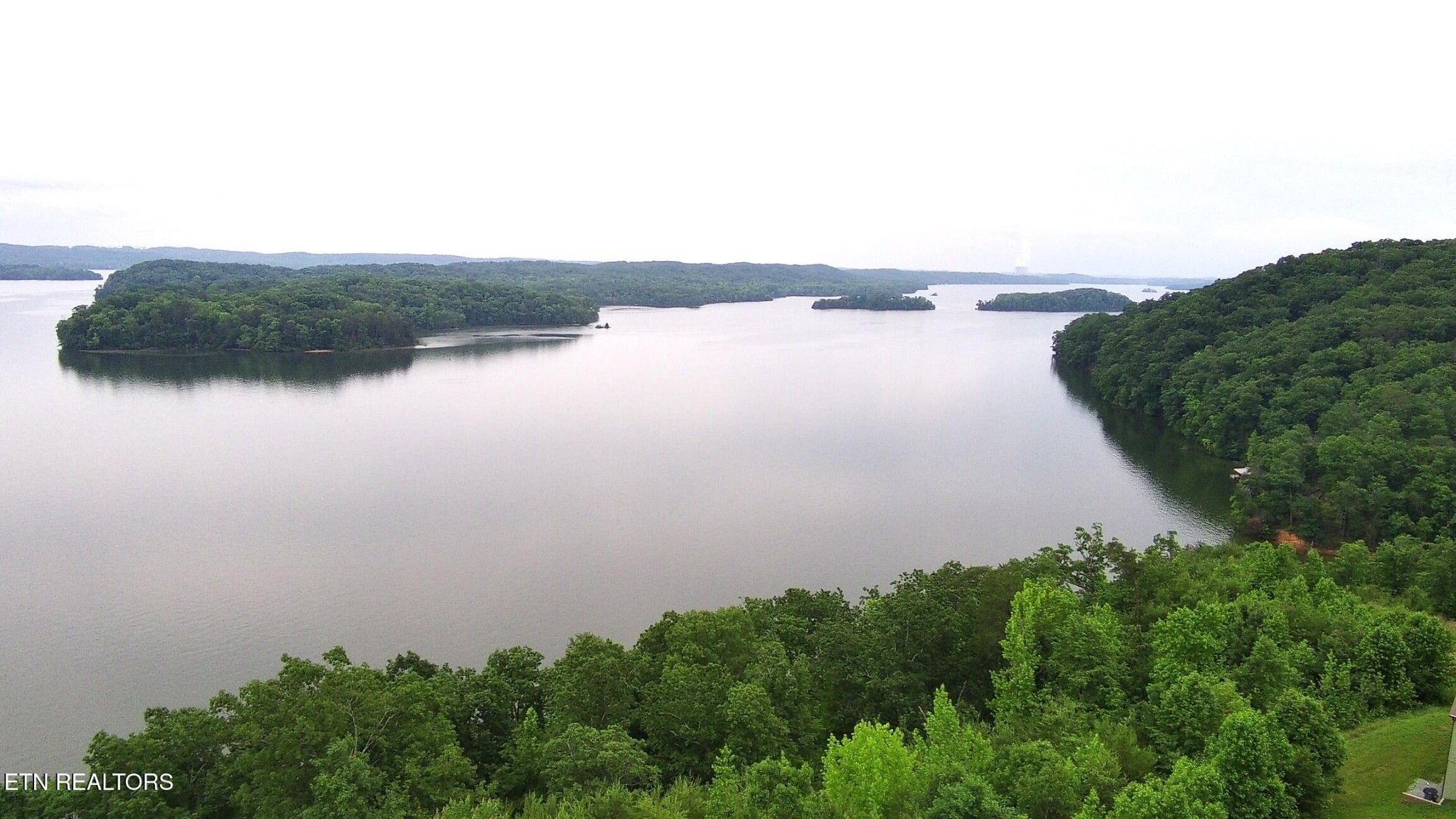 295 River Run Trail Spring City, TN 37381 - Photo 2 of 26