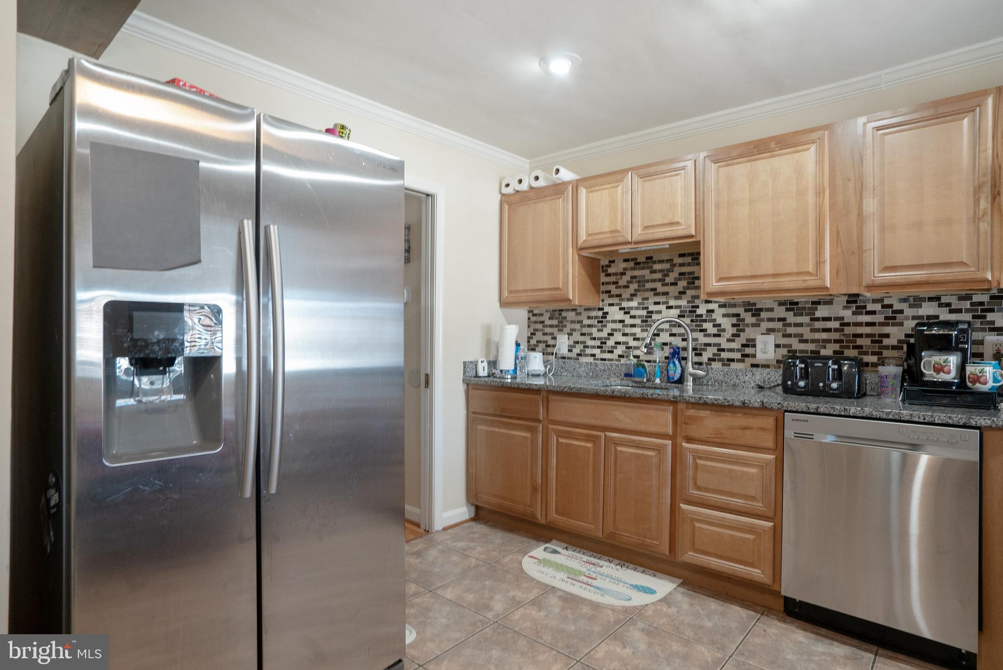 224 West Edgevale Road Baltimore, MD 21225 - Photo 4 of 31