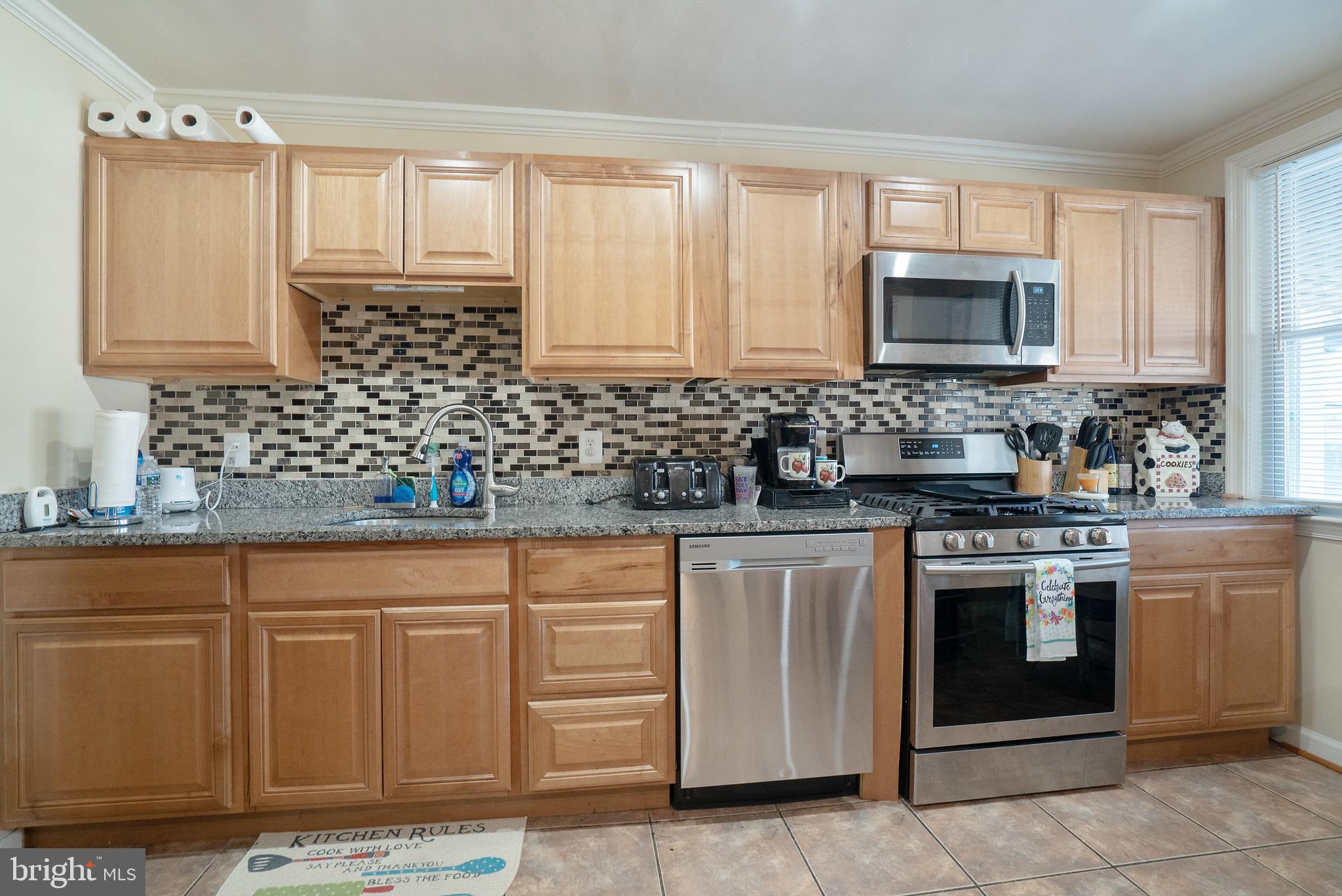 224 West Edgevale Road Baltimore, MD 21225 - Photo 5 of 31