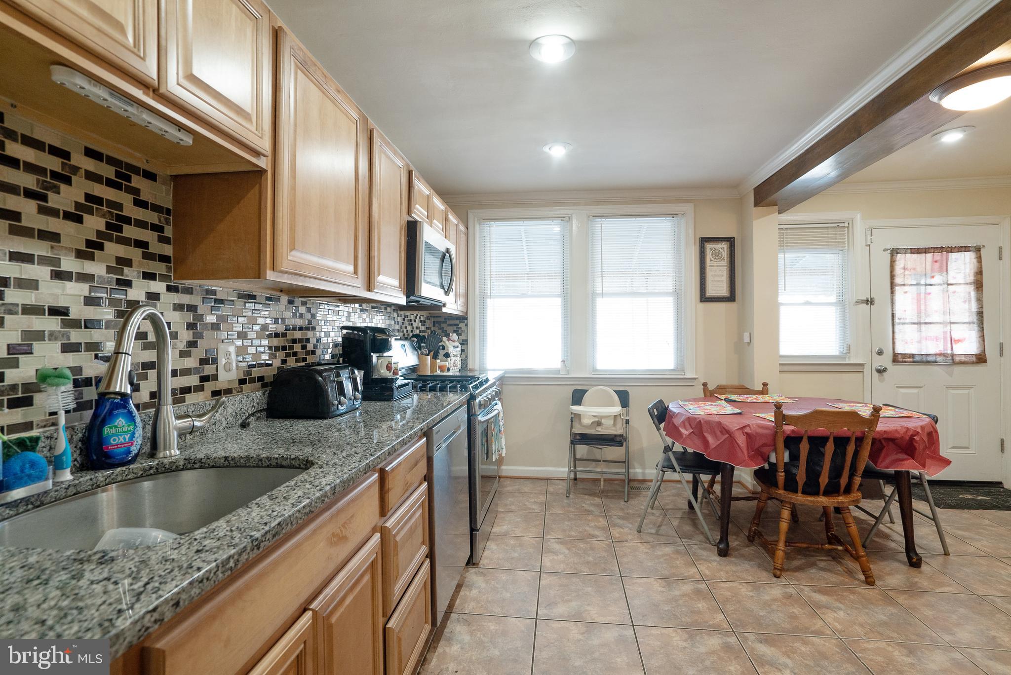 224 West Edgevale Road Baltimore, MD 21225 - Photo 6 of 31