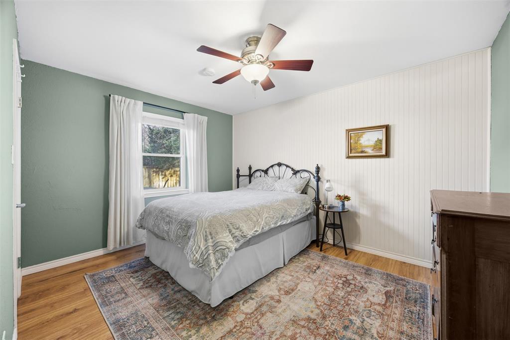 919 Mockingbird Drive Grapevine, TX 76051 - Photo 32 of 40