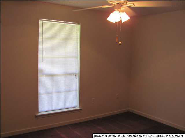 2165 General Beauregard Avenue Baton Rouge, LA 70810 - Photo 5 of 11