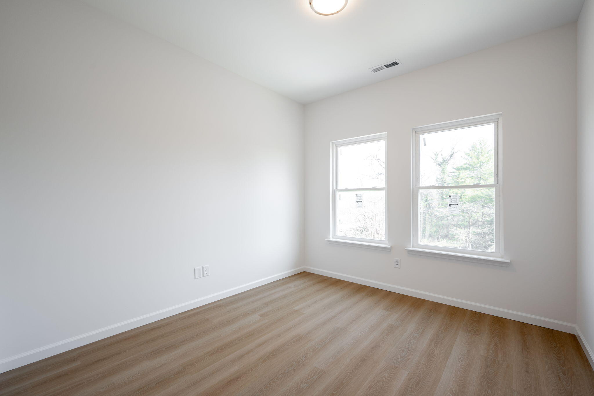 3022 Addison Road Chattanooga, TN 37406 - Photo 12 of 14 21-web-or-mls-DSC_2046