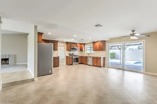 $2,495 | 5261 South Sepulveda Boulevard, Las Vegas, NV 89118