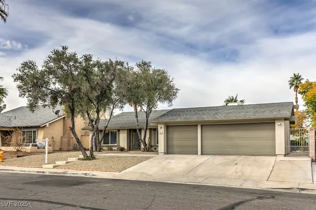 $2,495 | 5261 South Sepulveda Boulevard, Las Vegas, NV 89118