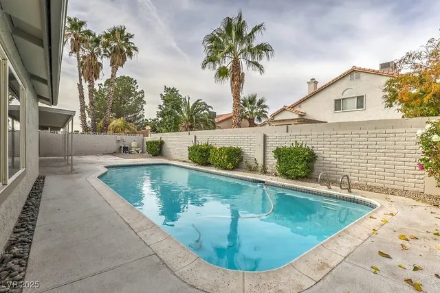$2,495 | 5261 South Sepulveda Boulevard, Las Vegas, NV 89118