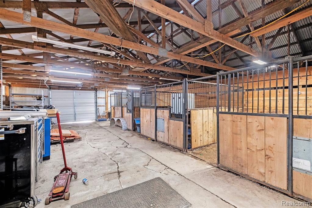 8327 Wiggins Road Howell, MI 48855 - Photo 20 of 28