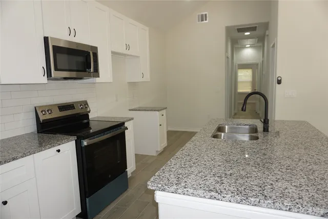 $159,900 | 11753 White Cedar Street, Willis, TX 77318