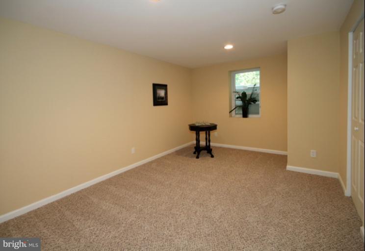 7016 Roundtree Road Falls Church, VA 22042 - Photo 23 of 26 Bedroom