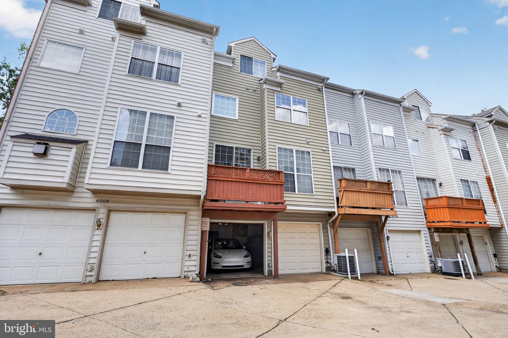 6006 Lincolnia Road Alexandria, VA 22312 - Photo 41 of 42 Charming townhome with garage access.