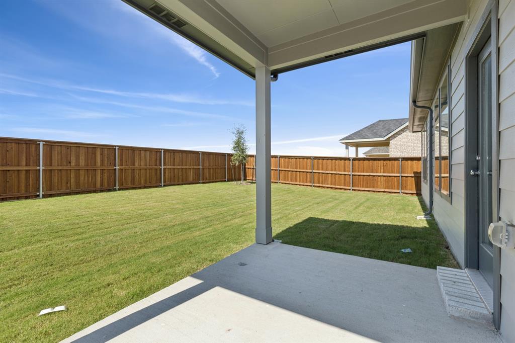 1114 Painted Sky Path Princeton, TX 75407 - Photo 31 of 33