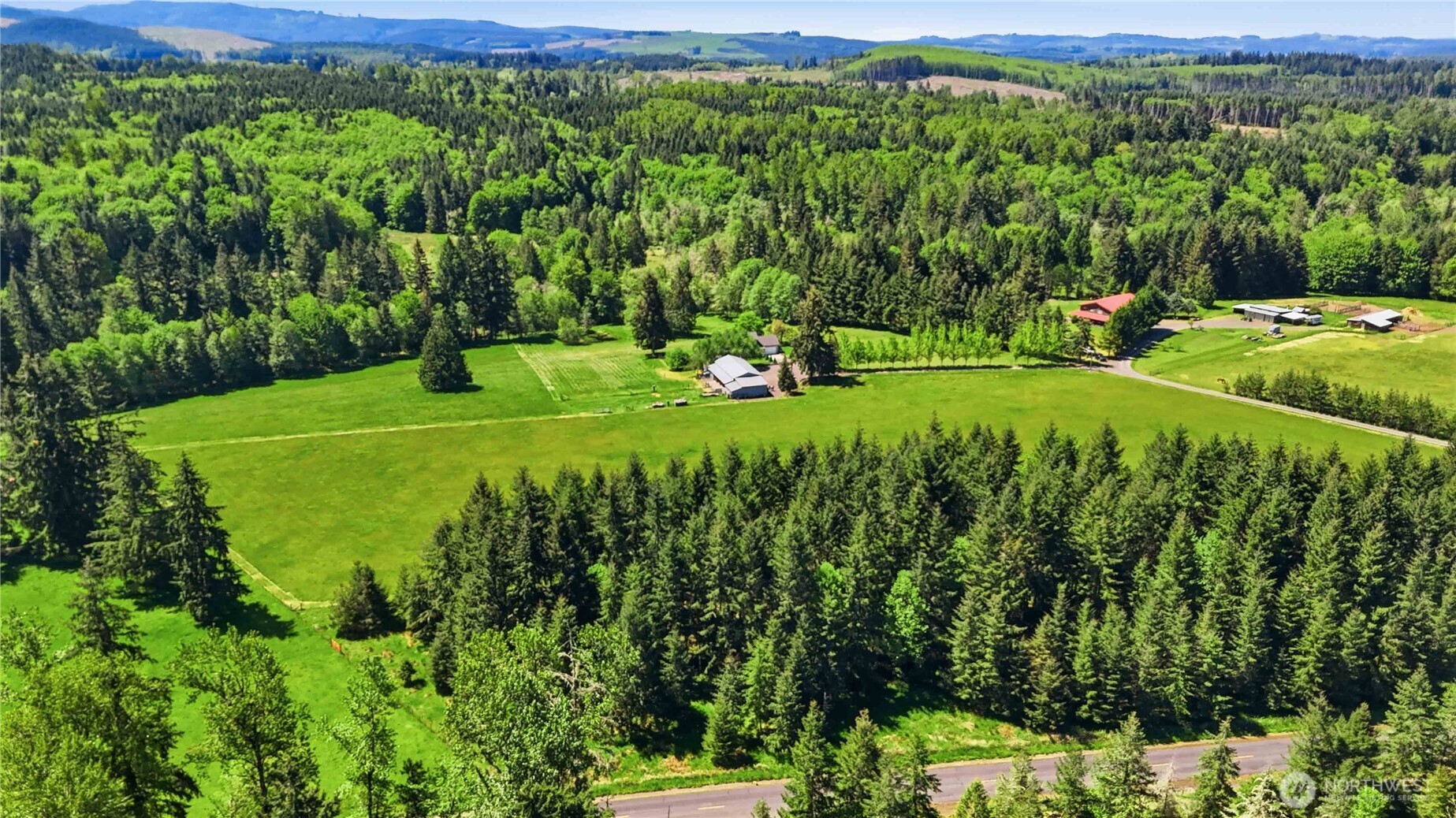 359 Frank Smith Road Toutle, WA 98649 - Photo 2 of 40 a view of a golf course with a park
