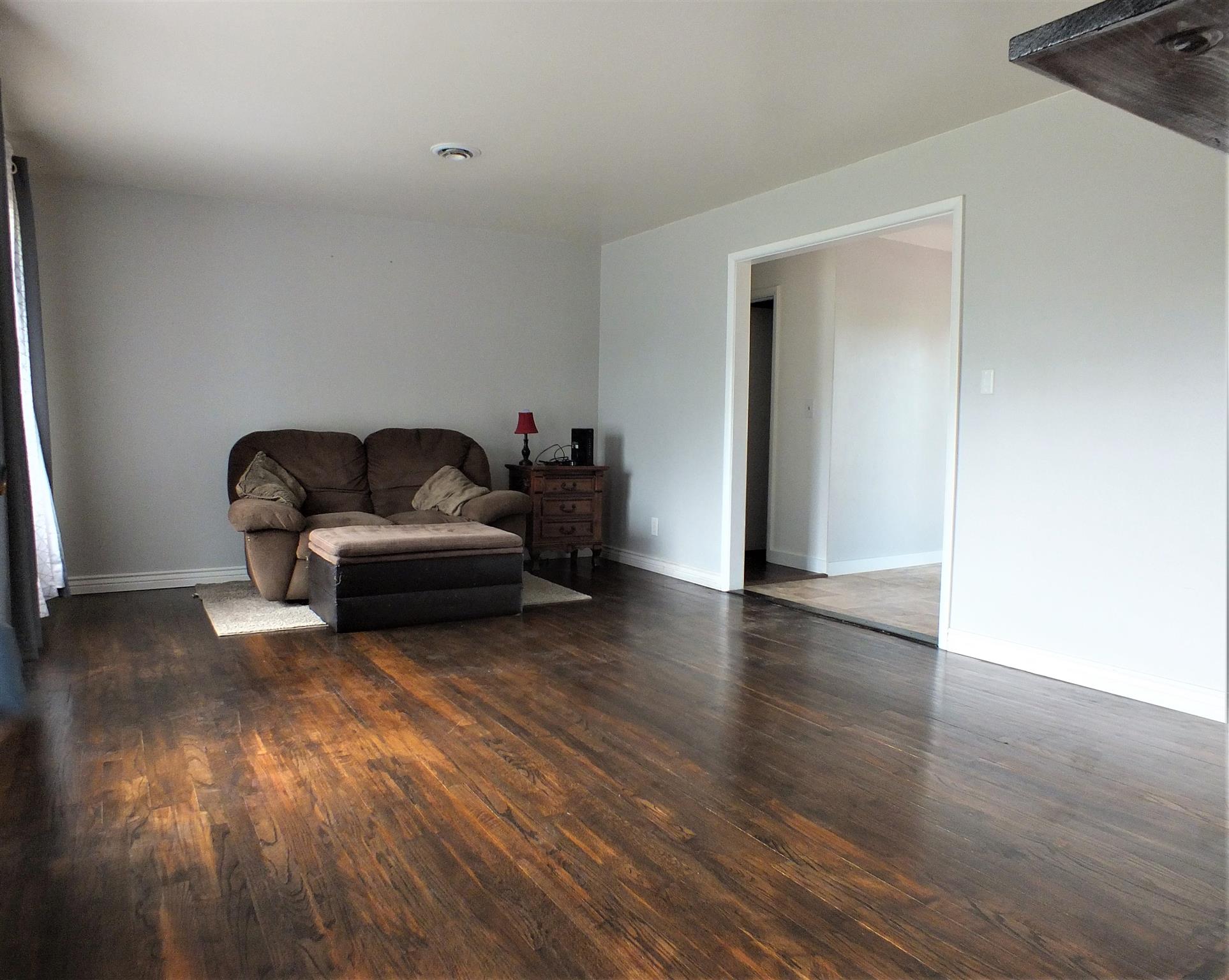 211 North Blake Road Spokane Valley, WA 99216 - Photo 4 of 33