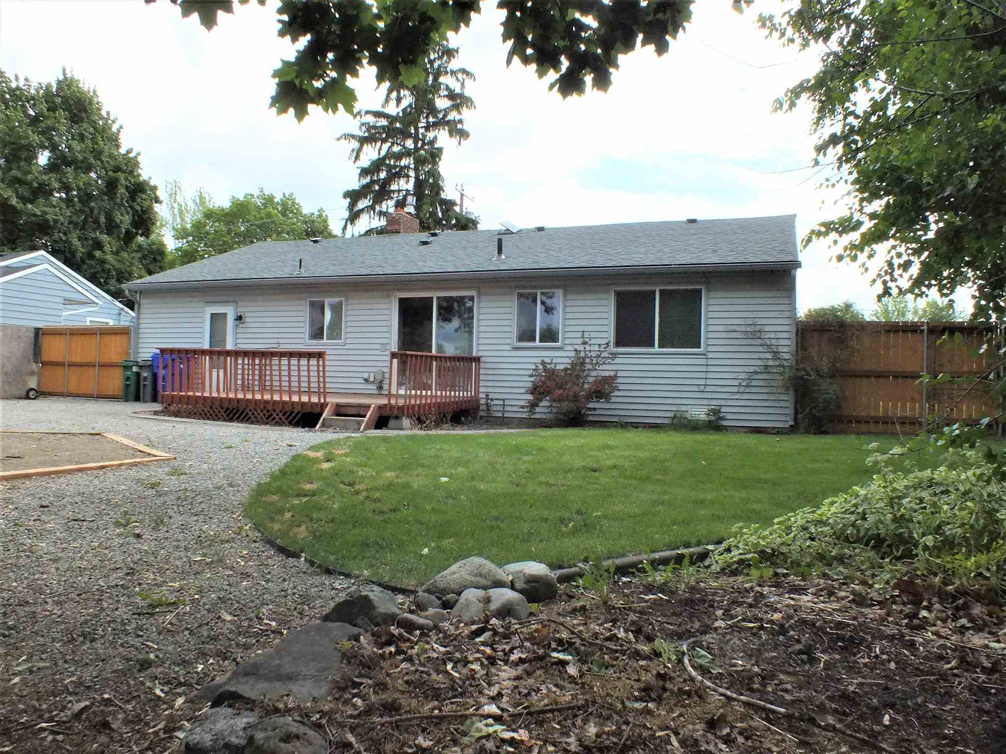 211 North Blake Road Spokane Valley, WA 99216 - Photo 31 of 33