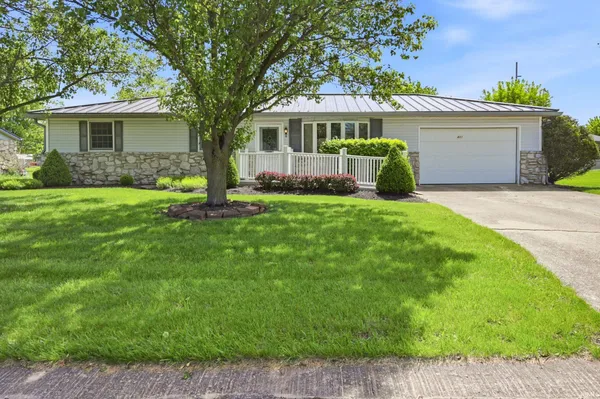 $149,900 | 431 Indiana Avenue, Parker City, IN 47368