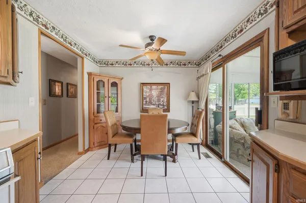 $149,900 | 431 Indiana Avenue, Parker City, IN 47368