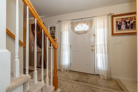 $995,000 | 5 Poe Circle, Tyngsborough, MA 01879