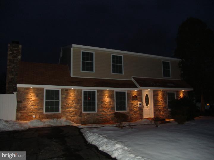 62 Long Loop Road Levittown, PA 19056 - Photo 7 of 14 Exterior Front