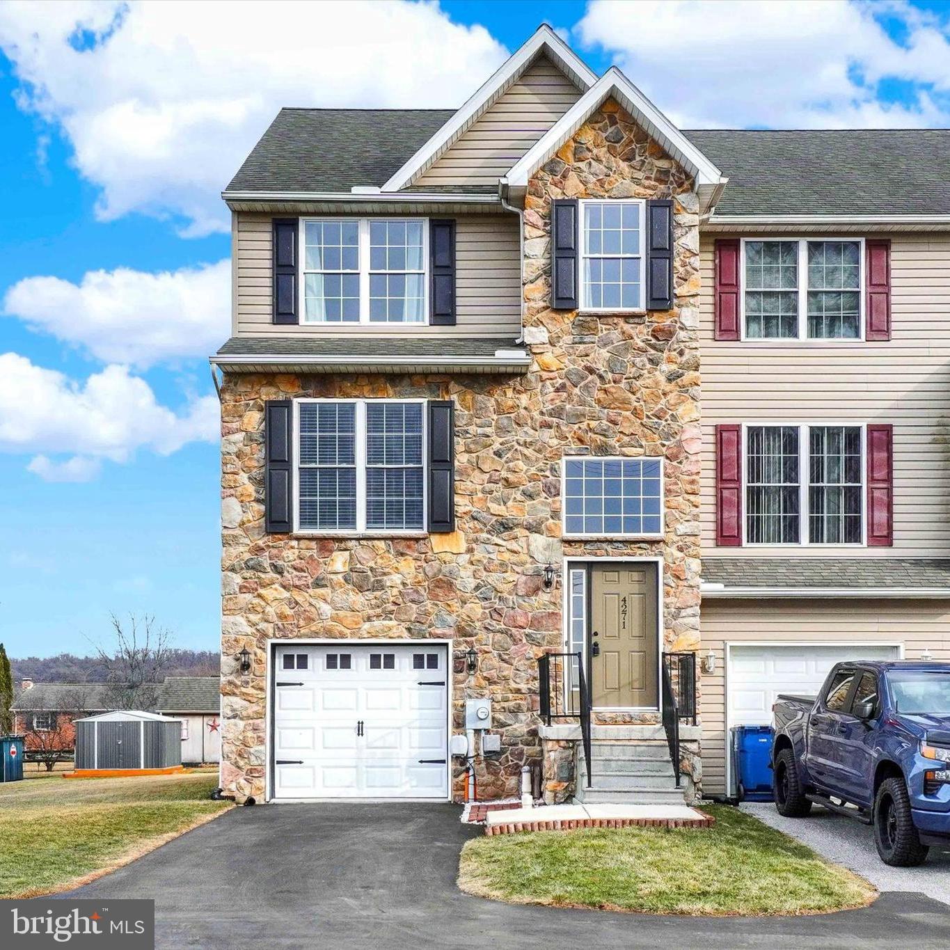 4271 Board Road Manchester, PA 17345 - Photo 1 of 27 Gallery Image 1