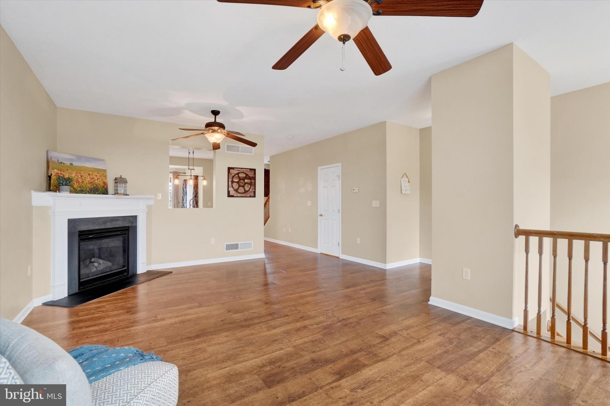 4271 Board Road Manchester, PA 17345 - Photo 4 of 27 Gallery Image 4