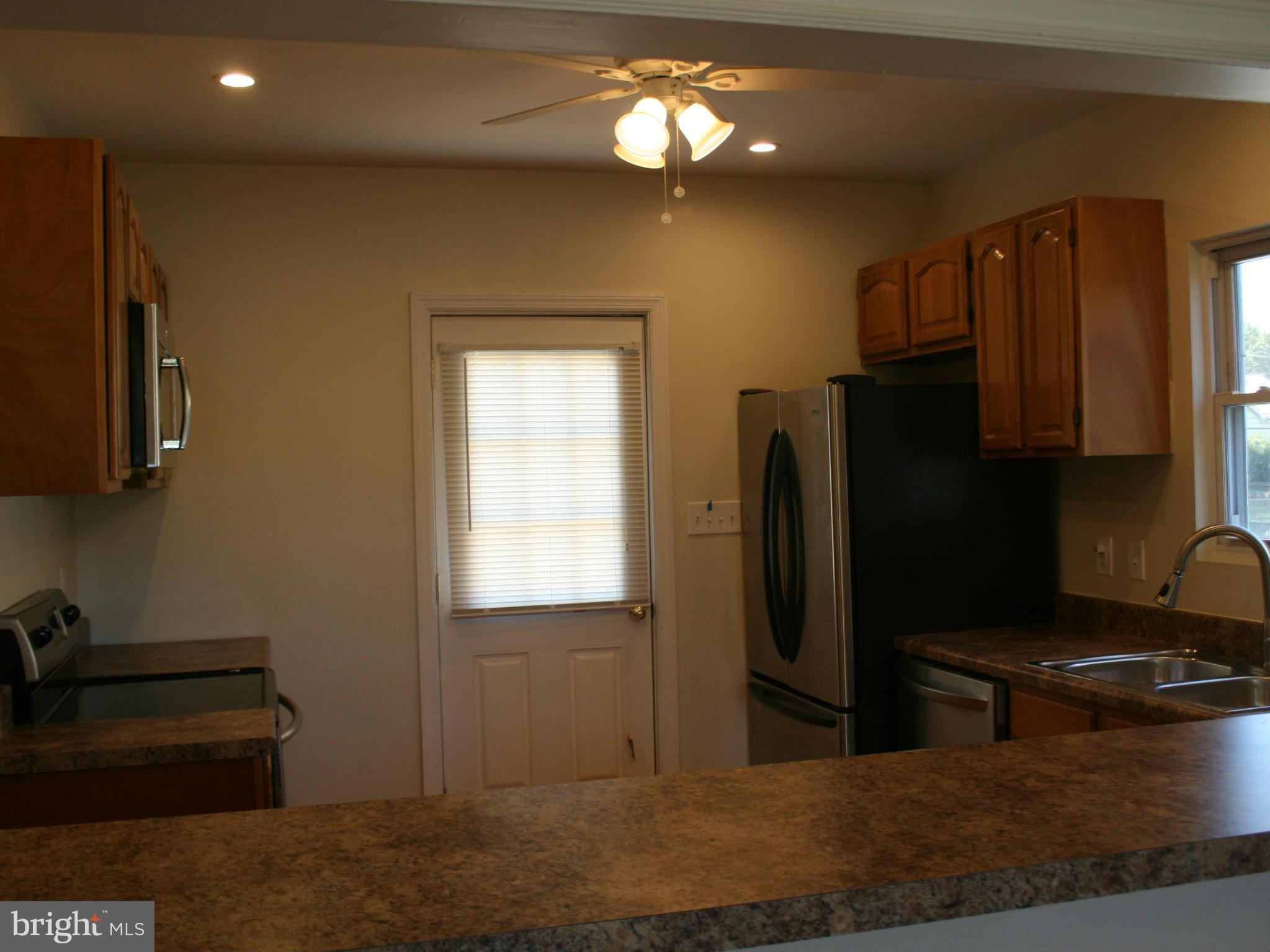 4108 Ritchie Highway Baltimore, MD 21225 - Photo 14 of 28 Kitchen