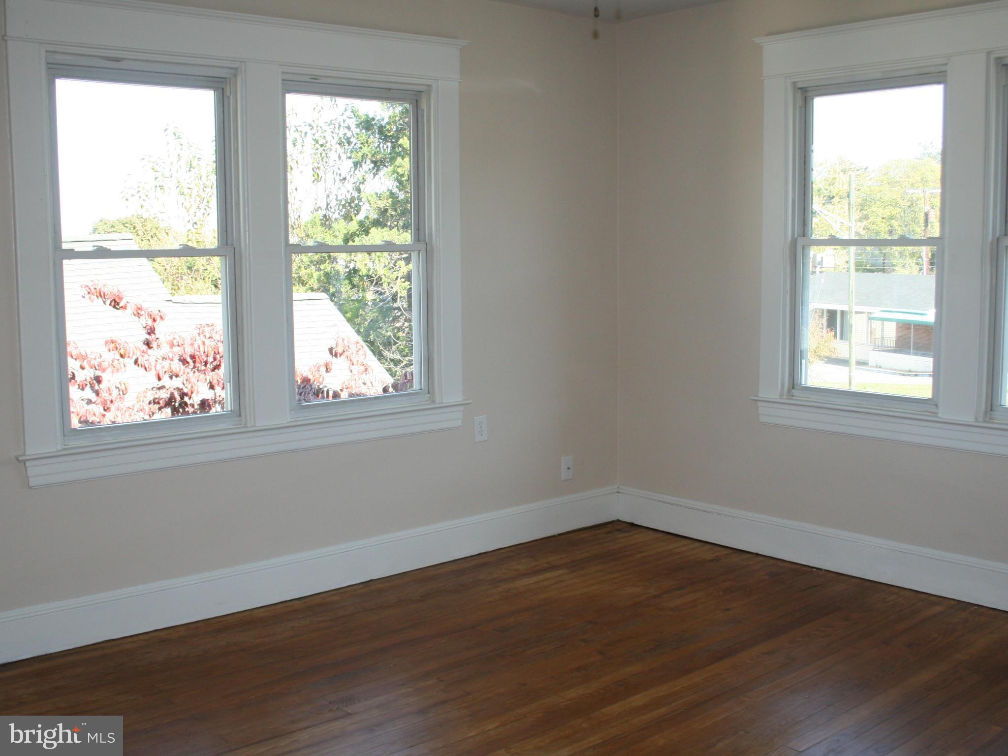 4108 Ritchie Highway Baltimore, MD 21225 - Photo 18 of 28 Bedroom