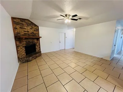 $1,800 | 1308 Cambridge Drive, Laplace, LA 70068