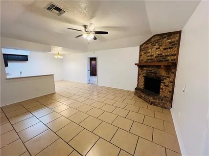 $1,800 | 1308 Cambridge Drive, Laplace, LA 70068