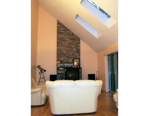 59 Wood Street Lexington, MA 02421 - Photo 2 of 4 Gallery Image 2