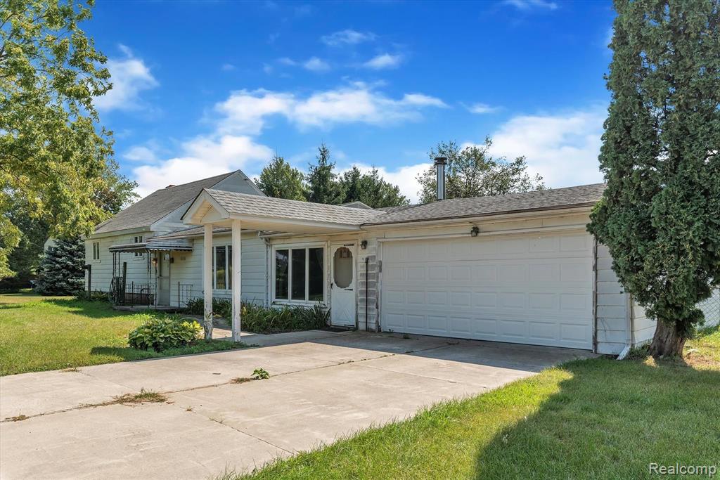 12557 Darling Road Milan, MI 48160 - Photo 6 of 41