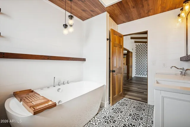 $1,500,000 | 12135 North Faldale Road, Casa Grande, AZ 85122