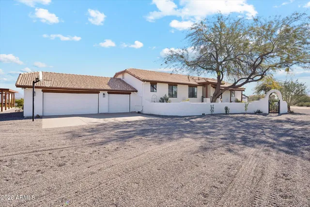 $1,500,000 | 12135 North Faldale Road, Casa Grande, AZ 85122